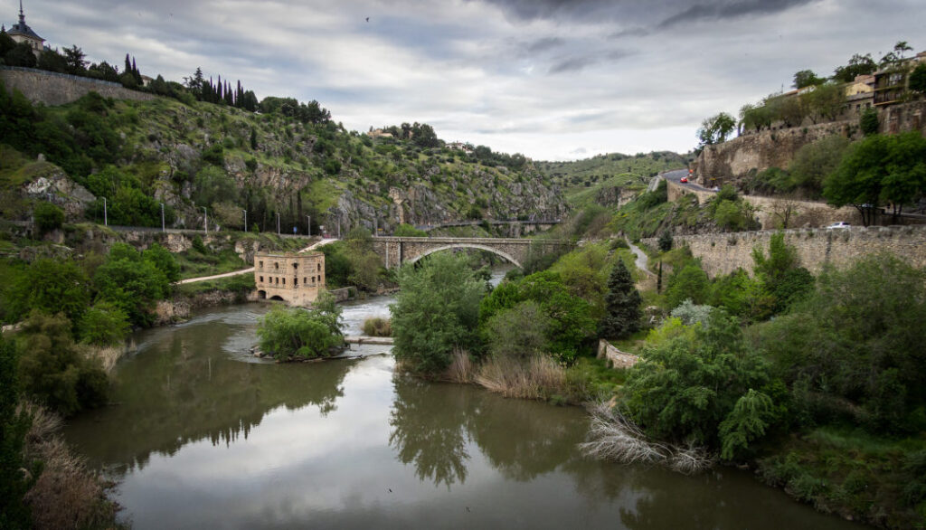 One day trip to Toledo - panoramic tour with the tourist train