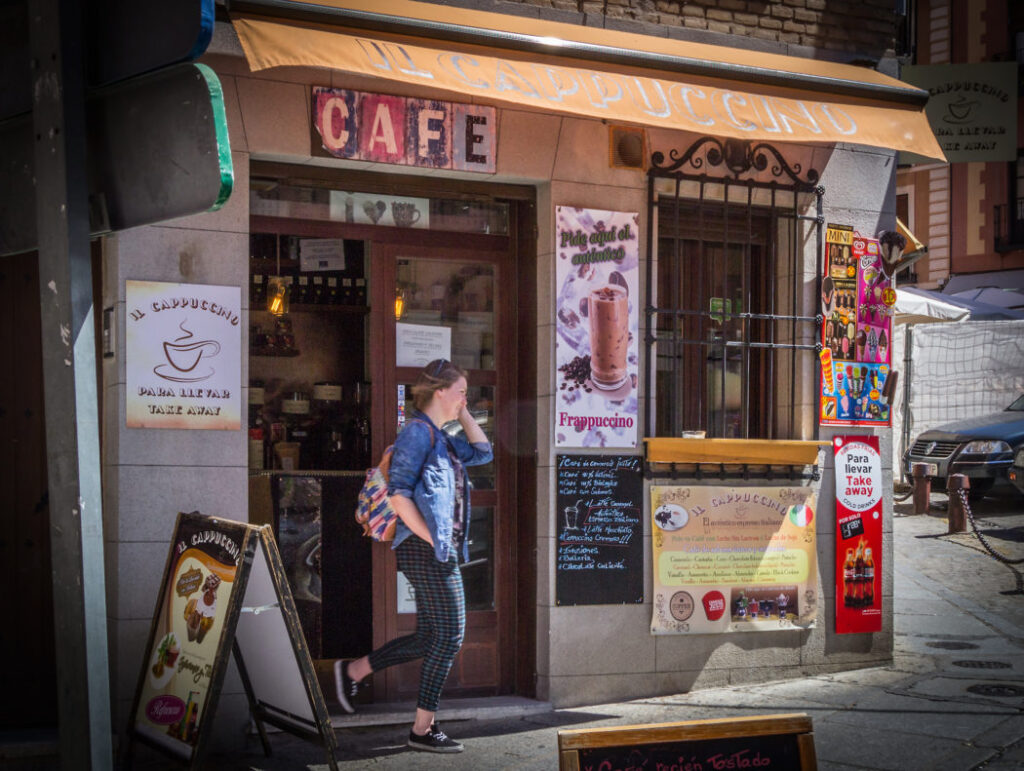 Day trip to Toledo - Drink coffee at Il Cappucino