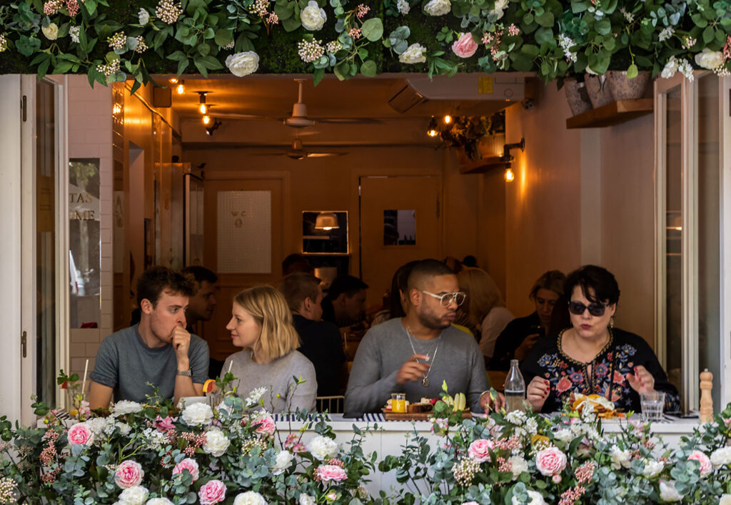 Brunch & Cake er berømt for sin Instagram-værdige morgenmad.