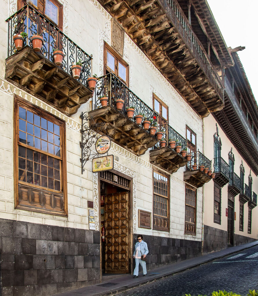 Entre las grandes experiencias en Tenerife está la casa de los balcones - La Casa de los Balcones