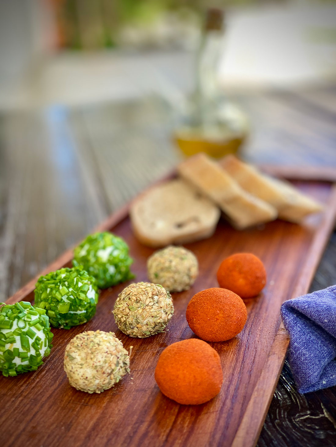 Receta: Bolitas de queso de cabra rebozadas en especias