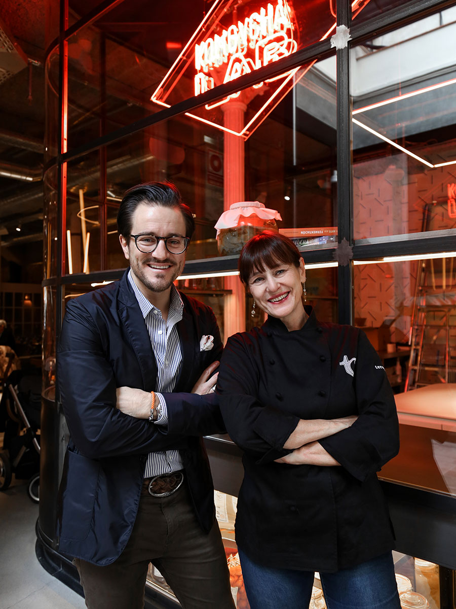 Teresa Carles og sønnen Jordí.