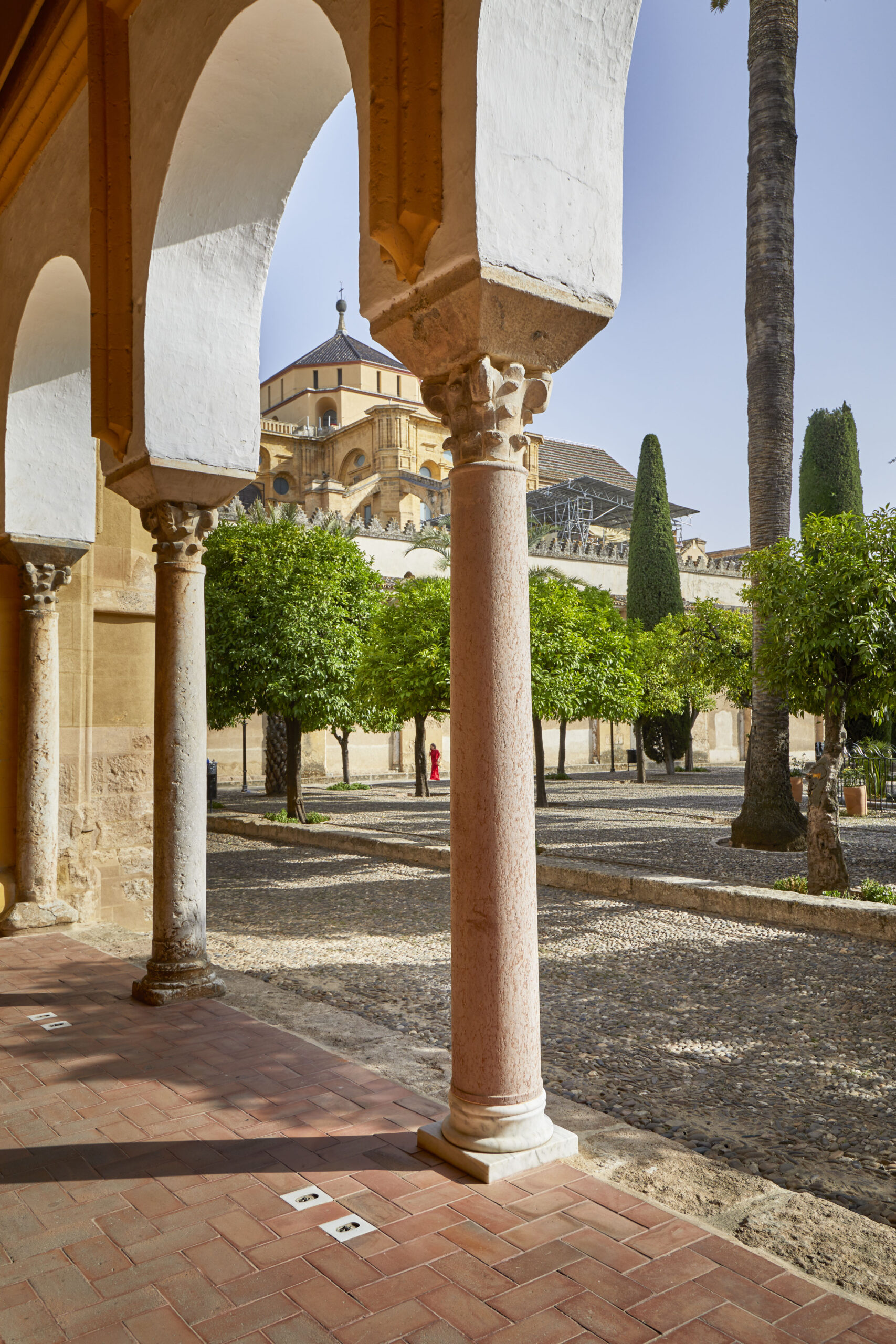 Patio de los Naranjos de la Mezquita Catedral de Córdoba. Foto: Christian Grønne