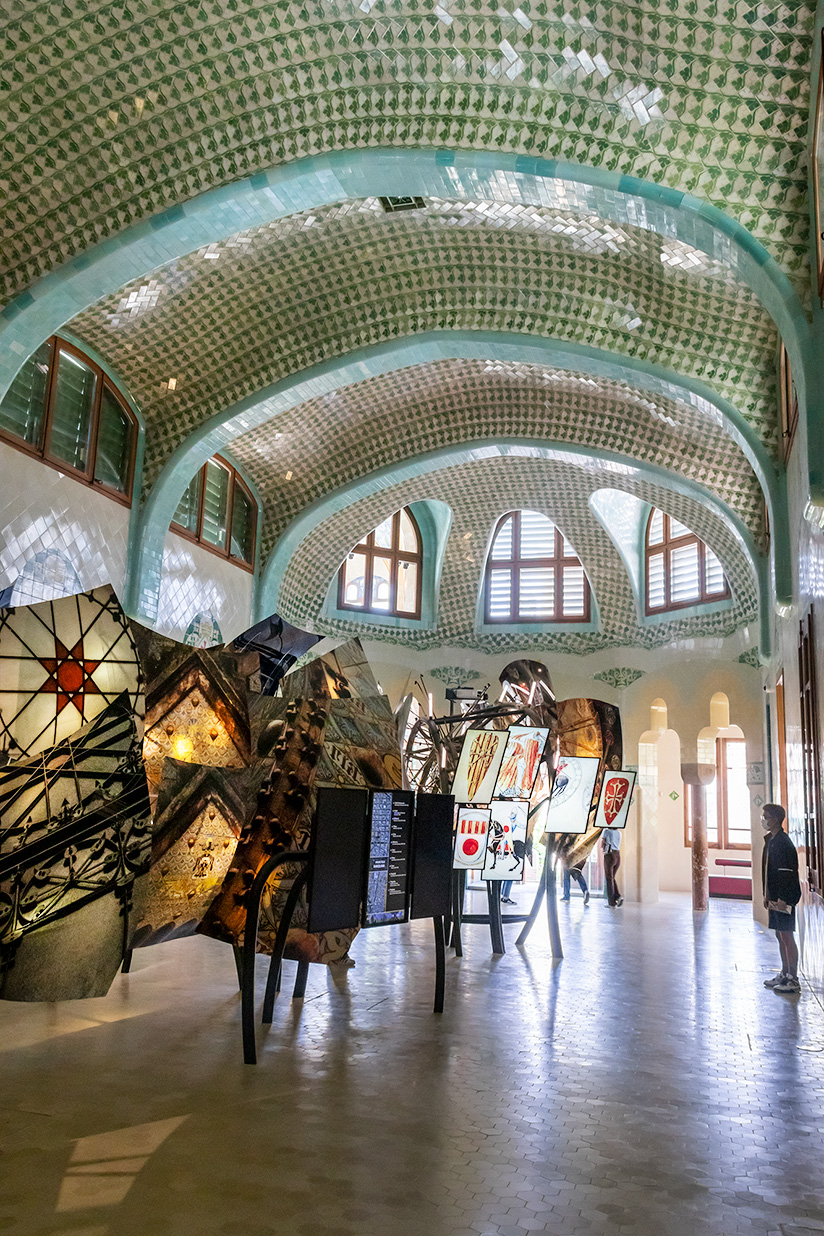 Hypostylehallen i Sant Pau Recinte Modernista i Barcelona.