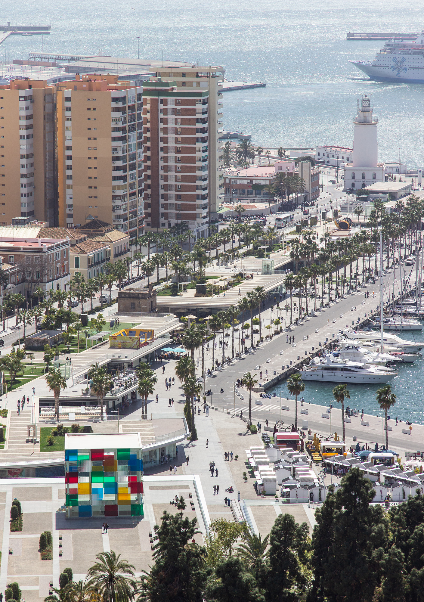 Vista del puerto de Málaga.