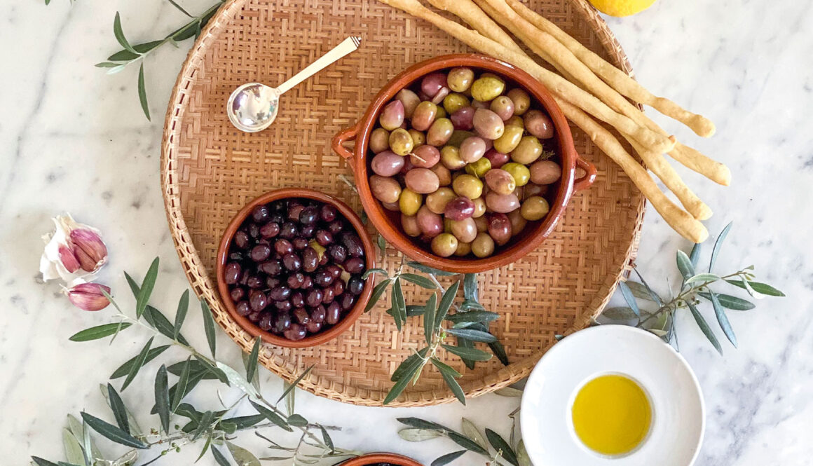 Kogebogen Oliven & olivenolieaf Henrik Vilain og Ingo Schauser.