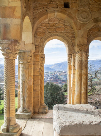 Storbyguide til Oviedo i Asturien